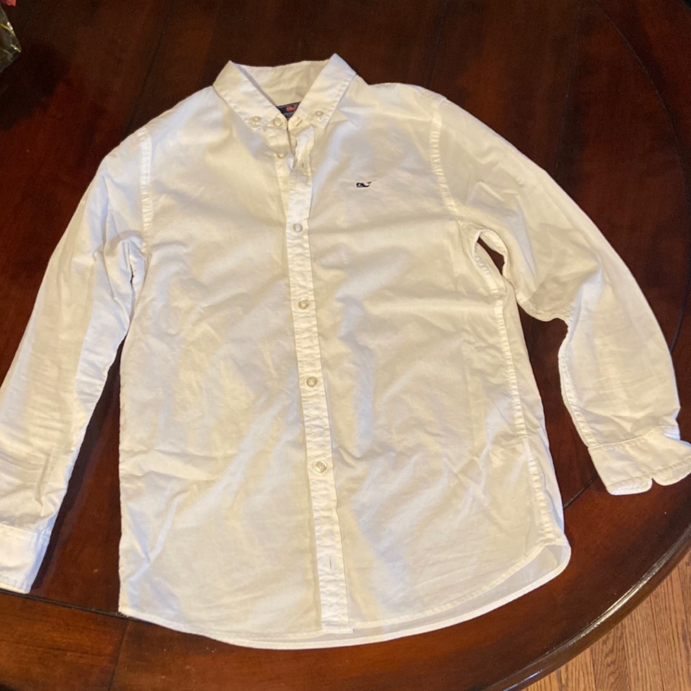 LIKE NEW Vineyard Vines Button Down Whale Shirt